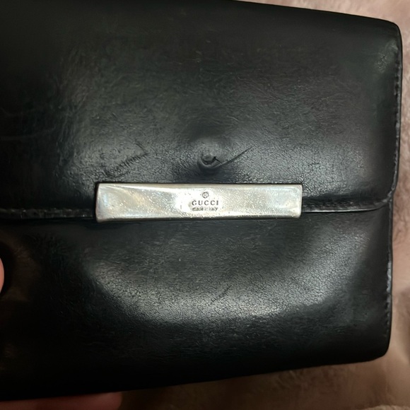 Gucci bi fold black leather wallet - Picture 16 of 17